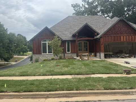 5044 S Nettleton Avenue, Springfield, MO 65810