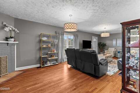 6220 Roscoe Lane, Knoxville, TN 37914