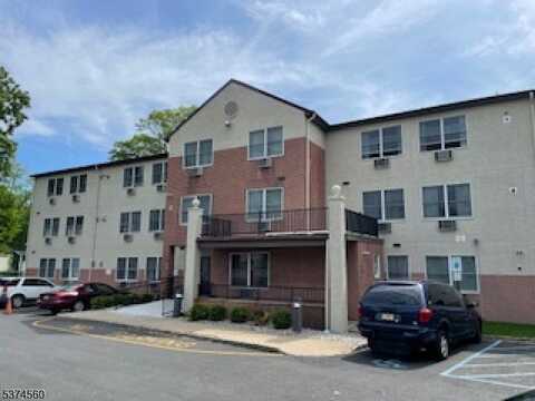 170 N Oraton Pkwy, East Orange, NJ 07017