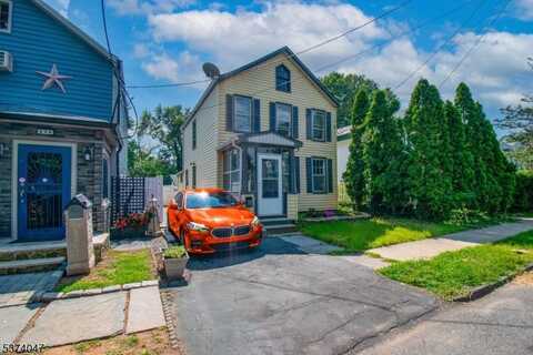 652 Seminary Ave, Rahway, NJ 07065