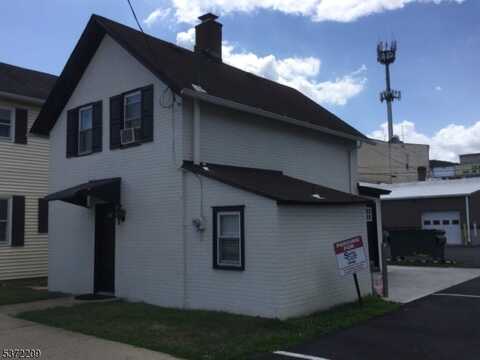 51 N Morris St, Dover, NJ 07801