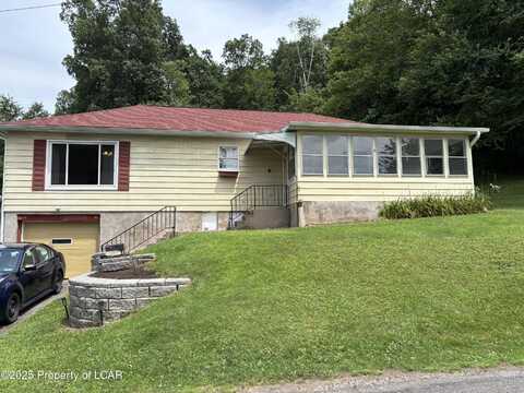 242 Maple Street, Trucksville, PA 18708