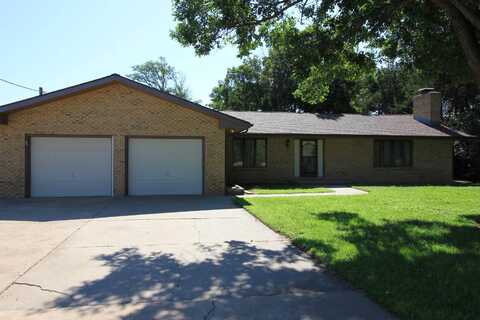 810 N Washington St, Plainville, KS 67663