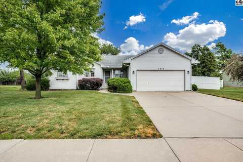 1812 E 24th Ave, Hutchinson, KS 67502