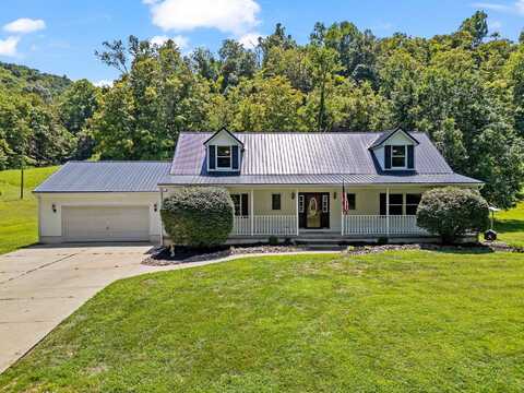 767 Homestead Road, Lesage, WV 25537