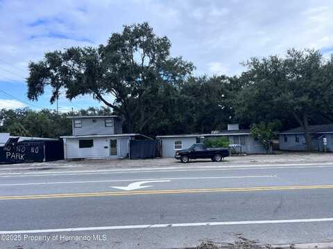 1302 Sunset Point Road, Clearwater, FL 33755