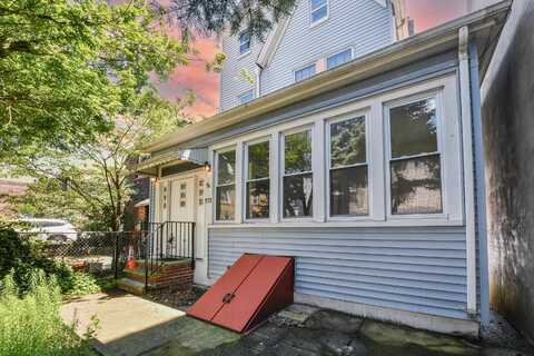 572 GREGORY AVE, Weehawken, NJ 07086