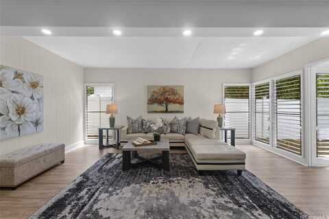5249 Apo Drive, Honolulu, HI 96821