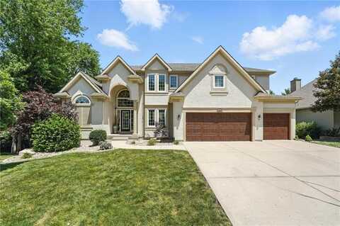 2508 SW Wintercreek Drive, Lees Summit, MO 64081