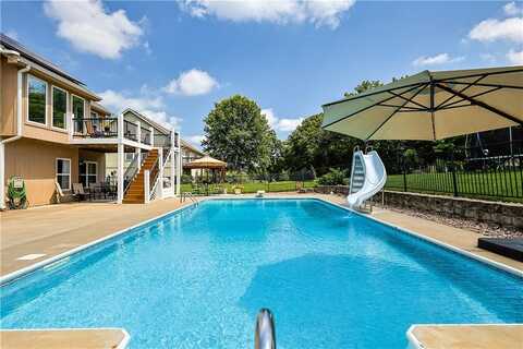4812 Corinth Drive, Saint Joseph, MO 64506