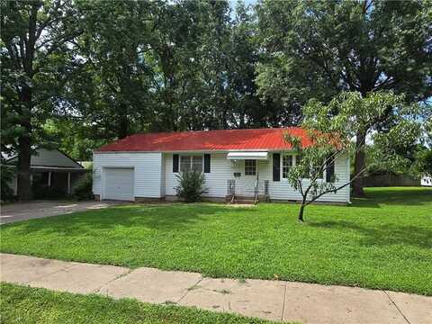 606 S Windsor Street, Windsor, MO 65360