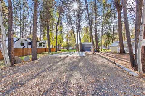 514 N Sawyer St #e35, Cascade, ID 83611