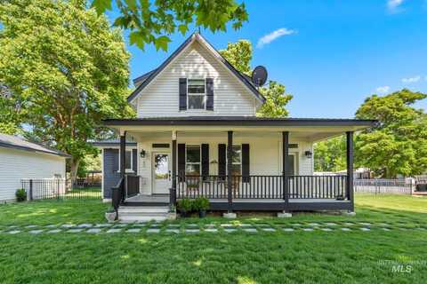 206 W Blvd, New Plymouth, ID 83655