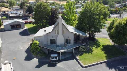 209 Harding St, Asotin, WA 99402