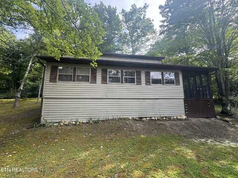 6031 Alabama St, Tallassee, TN 37878