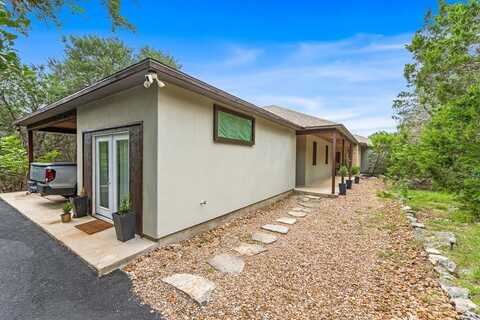 317 Saddle Mountain Dr, Boerne, TX 78006