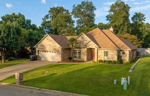 3826 Fern Ridge Dr., Longview, TX 75605