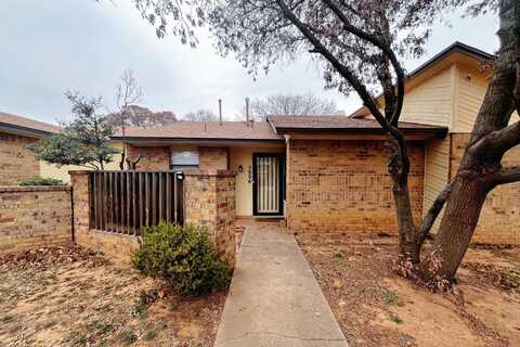5806 7th Street, Lubbock, TX 79416