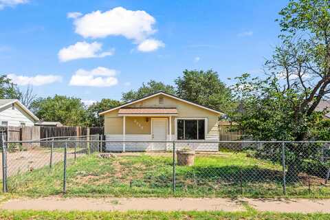 2729 E 2nd Place, Lubbock, TX 79403