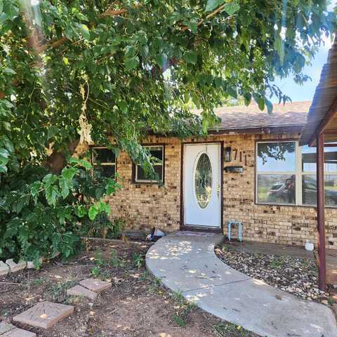 711 W 15th Street, Post, TX 79356