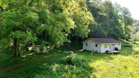 4609 Greasy Creek Road, Stinnett, KY 40868
