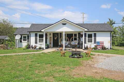 5600 Richmond Road, Irvine, KY 40336