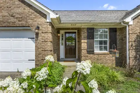 100 Canewood Boulevard, Georgetown, KY 40324