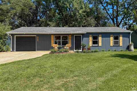 1926 Maple Lane, Lawrence, KS 66046