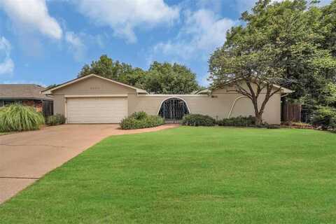 6905 NW Eisenhower Dr, Lawton, OK 73505