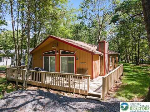 63 Wylie Circle, Penn Forest Twp, PA 18210