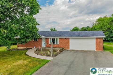 910 Bushkill Center Road, Bushkill, PA 18064