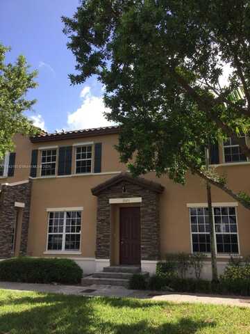 9525 SW 171st Path, Miami, FL 33196