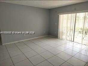 17650 NW 68th Ave, Hialeah, FL 33015