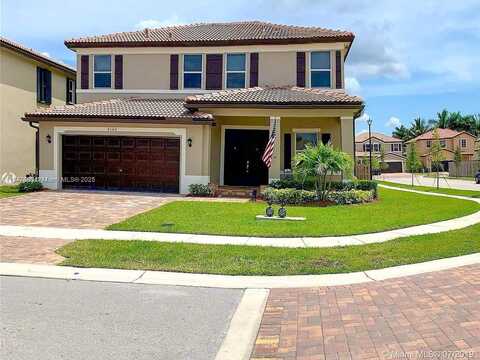 4162 NE 21st St, Homestead, FL 33033