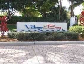 3245 NE 184th St, Aventura, FL 33160