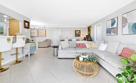 2715 N Ocean Blvd, Fort Lauderdale, FL 33308