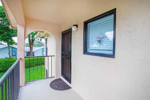 9431 Boca Cove Cir, Boca Raton, FL 33428