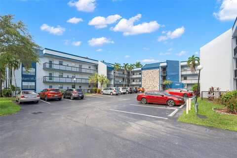 3120 Holiday Springs Blvd, Margate, FL 33063