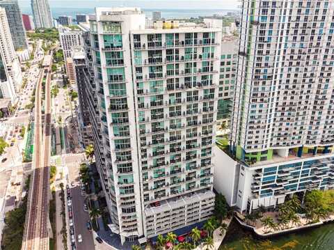 690 SW 1st Court, Miami, FL 33130