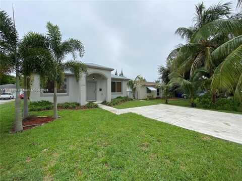 2700 Fillmore St, Hollywood, FL 33020