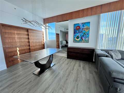 7928 East Dr, North Bay Village, FL 33141