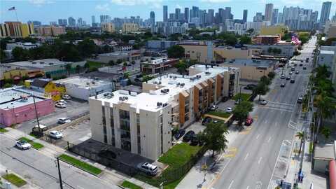 1051 SW 1st St, Miami, FL 33130