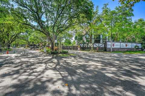 3680 Inverrary Dr, Lauderhill, FL 33319