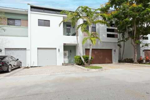 891 NW 45th Ter, Plantation, FL 33317