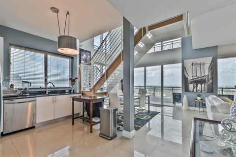 60 SW 13th St, Miami, FL 33130