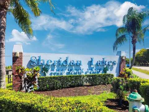2200 Park Ln, Hollywood, FL 33021