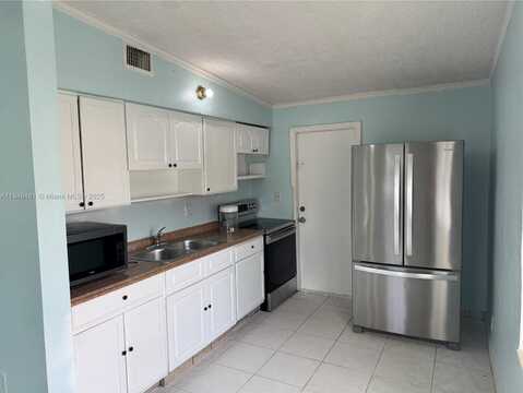 2130 Rutland St, Opa Locka, FL 33054