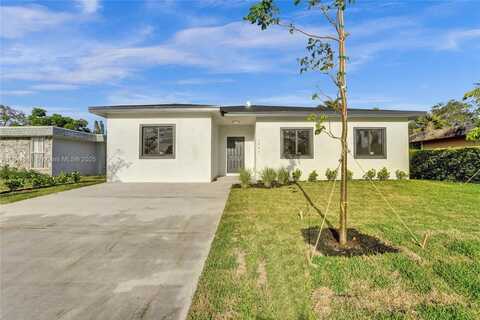 7806 NW 68th Ave, Tamarac, FL 33321