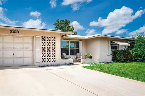5103 NW 54th Ct, Tamarac, FL 33319