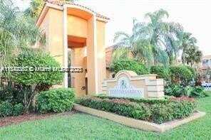 17911 NW 68th Ave, Hialeah, FL 33015